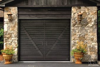 Sectional garage doors (7)